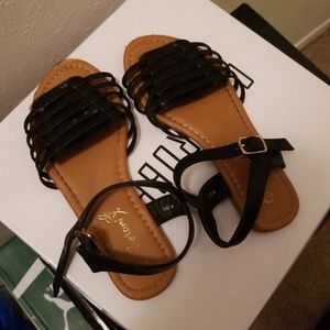 Girls sandals